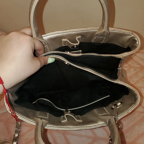 Handbag - Picture 5 of 5